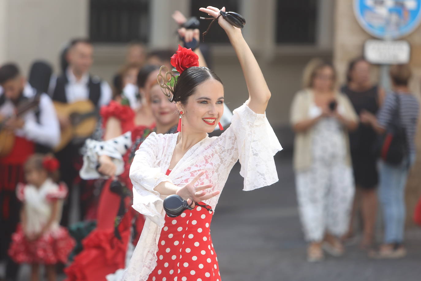 Fotos I: Sábado de SailGP por las calles de Cádiz