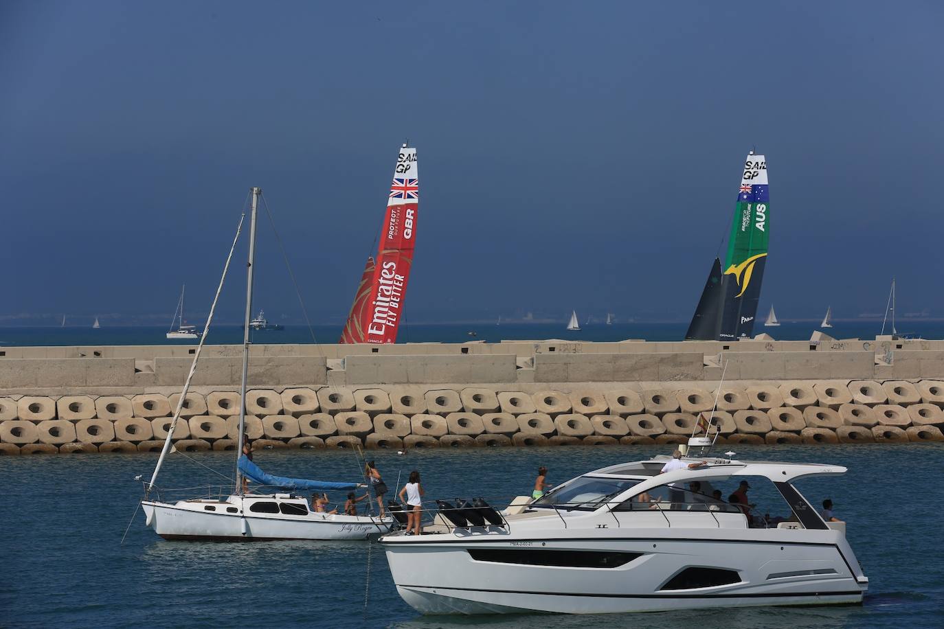 Fotos II: Sábado de SailGP por las calles de Cádiz