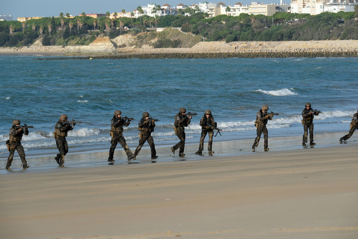 En imágenes: Josep Borrell visita el ejercicio &#039;Milex-23&#039; de la Unión Europea en Cádiz