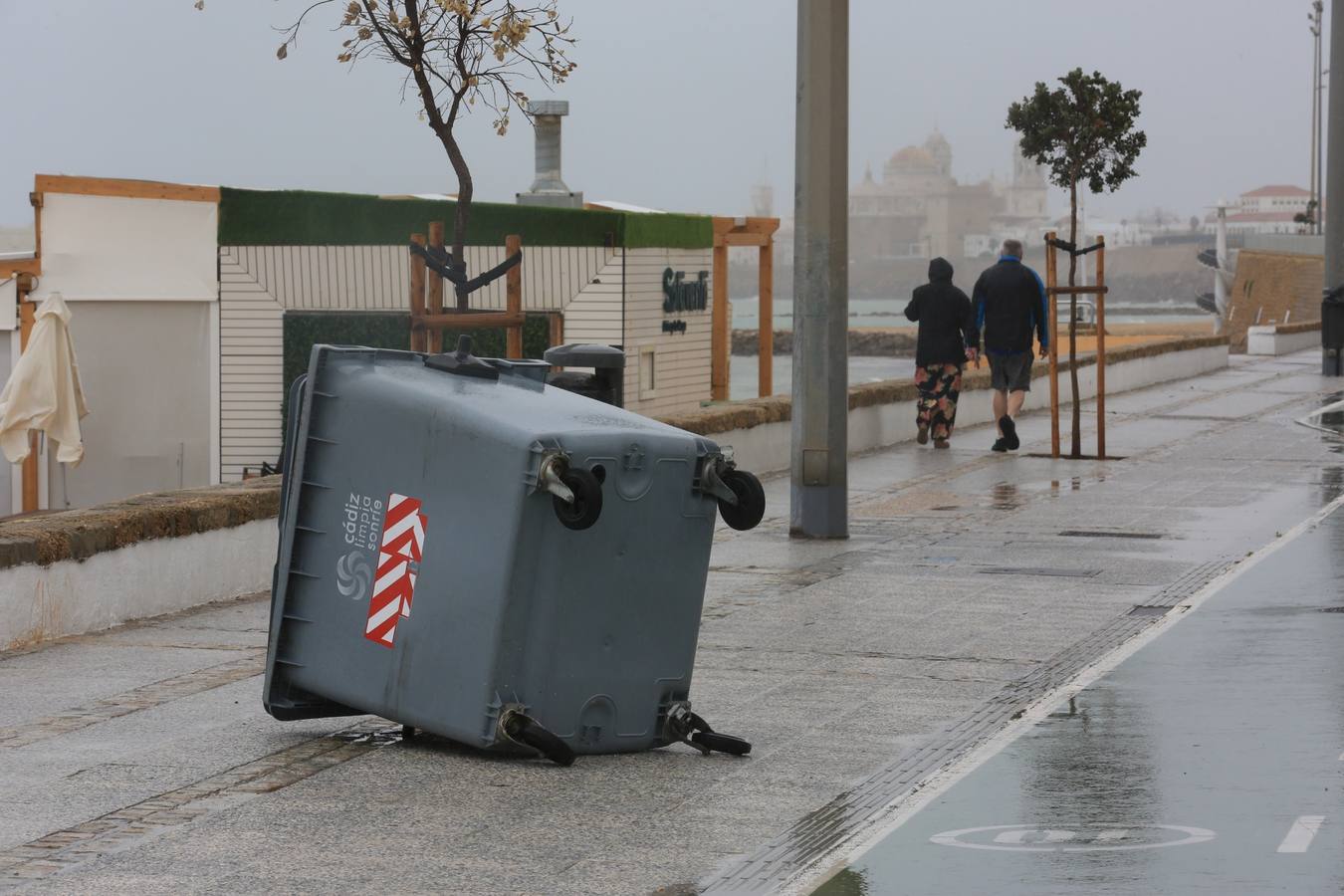 Fotos: Los efectos del paso de la borrasca Bernard en Cádiz