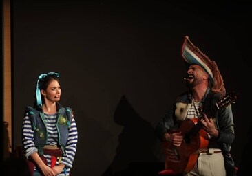 Fotos: Riki Rivera pregona los Tosantos, la fiesta centenaria de Cádiz