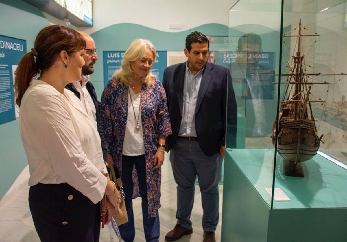 La delegada del Gobierno de la Junta de Andalucía en Cádiz, Mercedes Colombo, en una visita al Centro de Interpretación de las Casas de Cargadores a Indias en El Puerto