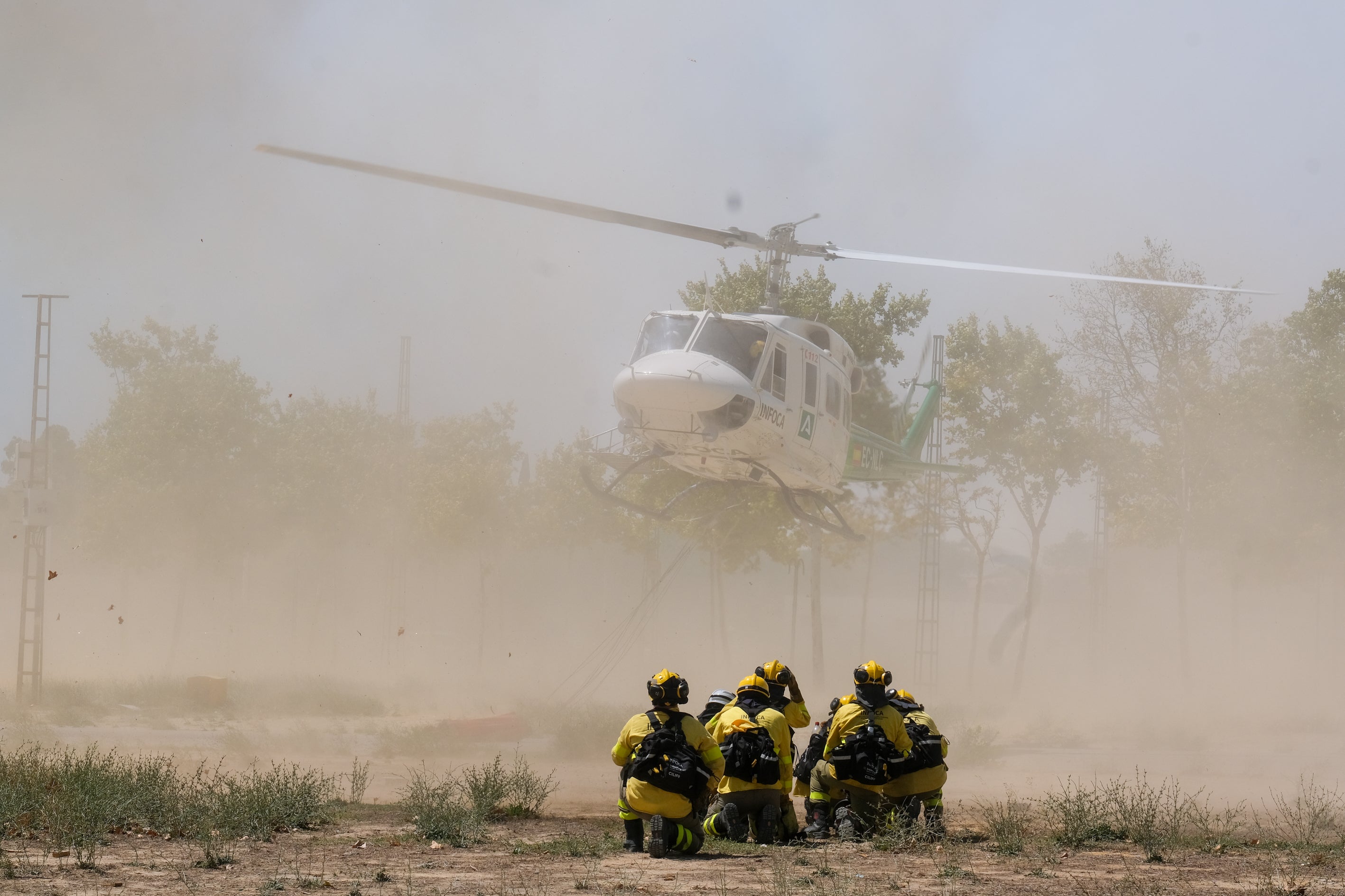 Fotos: el incendio en las Canteras de Puerto Real, en imágenes