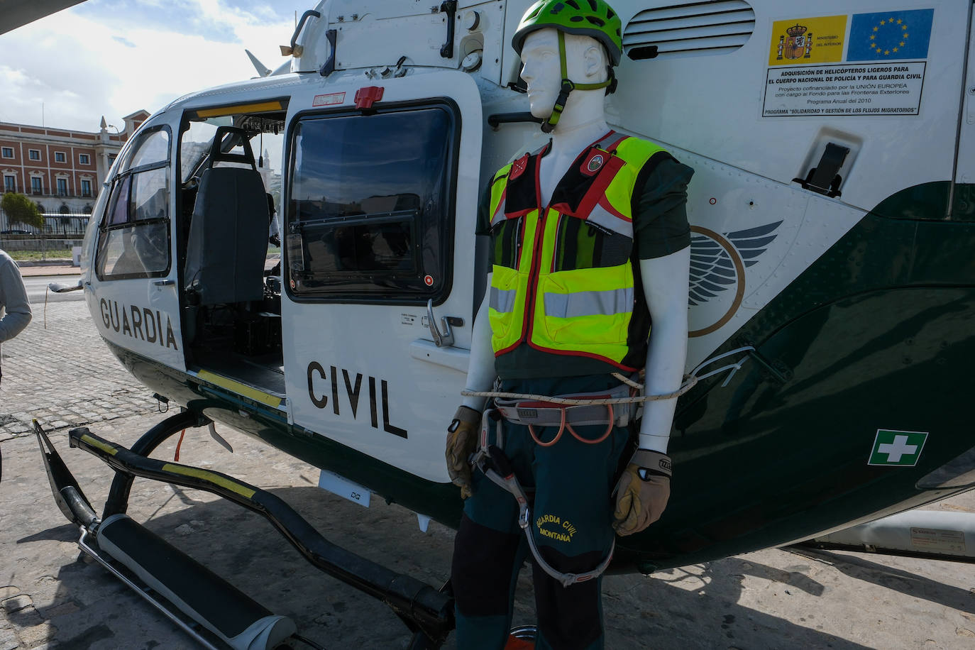 Fotos: 50 aniversario del servicio aéreo de la Guardia Civil