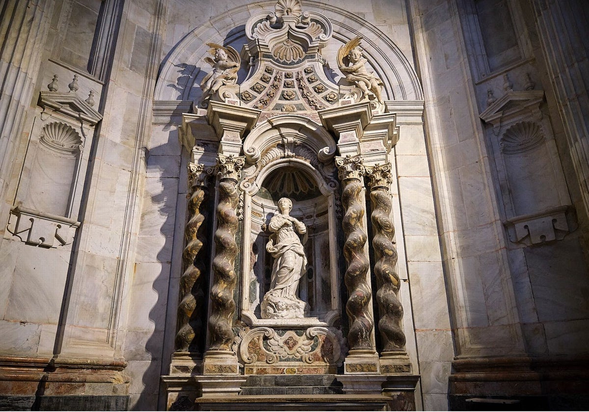 Retablo barroco de la capilla de la Asunción