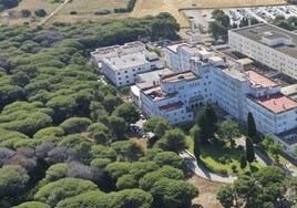 Casi 4.500 pacientes esperan un procedimiento quirúrgico en el Hospital de Puerto Real