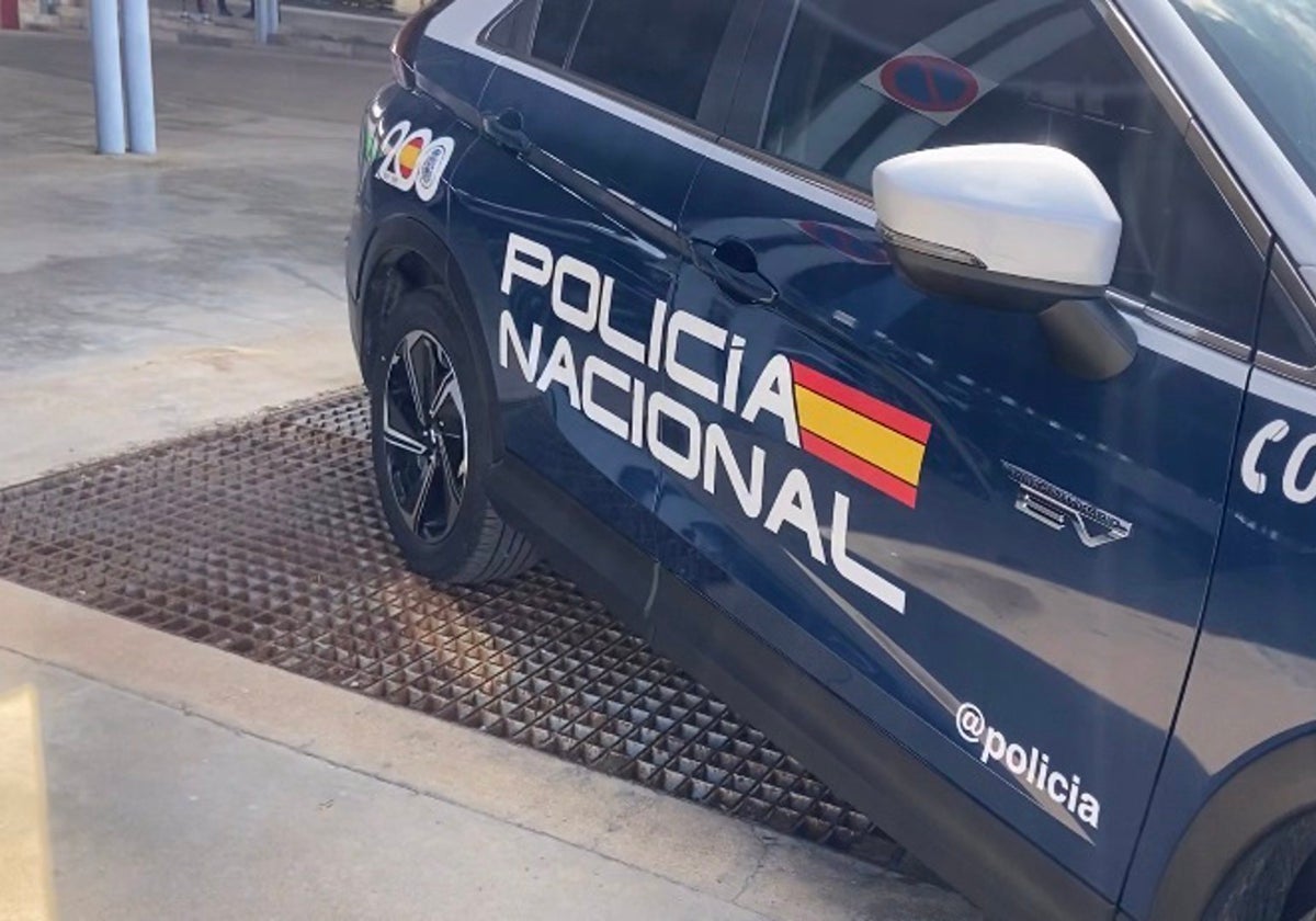 Detenida la dueña de una gestoría en Algeciras acusada de estafar a clientes en seguros de automóvil.