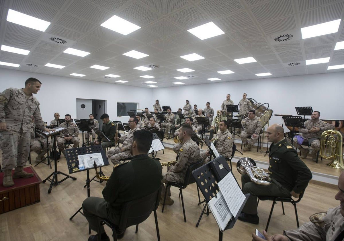 La Unidad de Música del Tercio Sur de Infantería de Marina actuará en Cádiz.