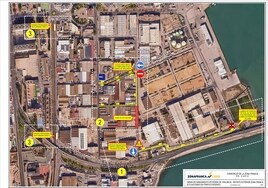 Cortes y desvíos de tráfico por las obras de saneamiento de la calle Ronda de Vigilancia en Cádiz