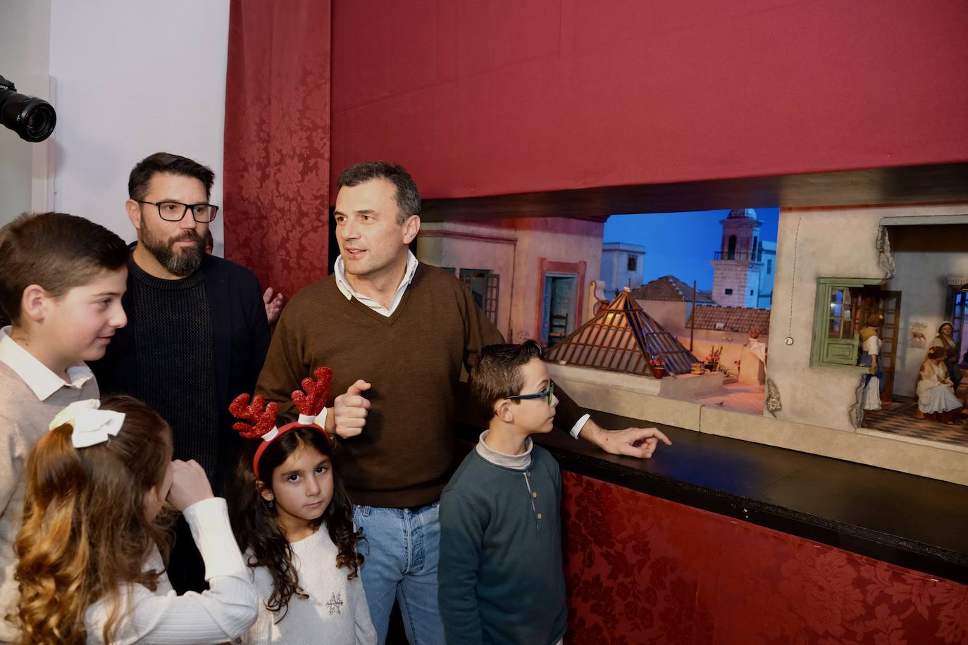 Fotos: Abren al público las visitas del Belén municipal