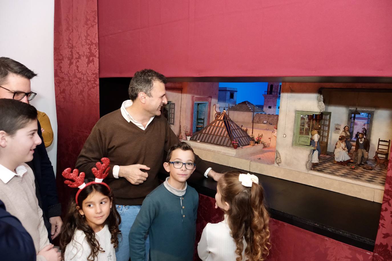 Fotos: Abren al público las visitas del Belén municipal