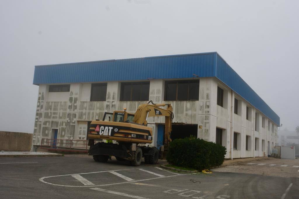 Así queda el nuevo vallado de Altadis