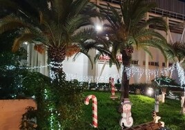 El encendido del alumbrado marca el inicio de la Navidad en los hospitales de Cádiz y San Fernando