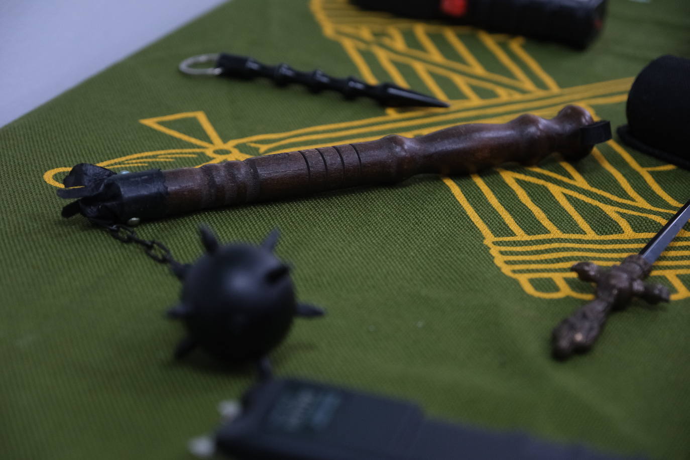 Fotos: El arsenal a la venta por internet en la provincia de Cádiz