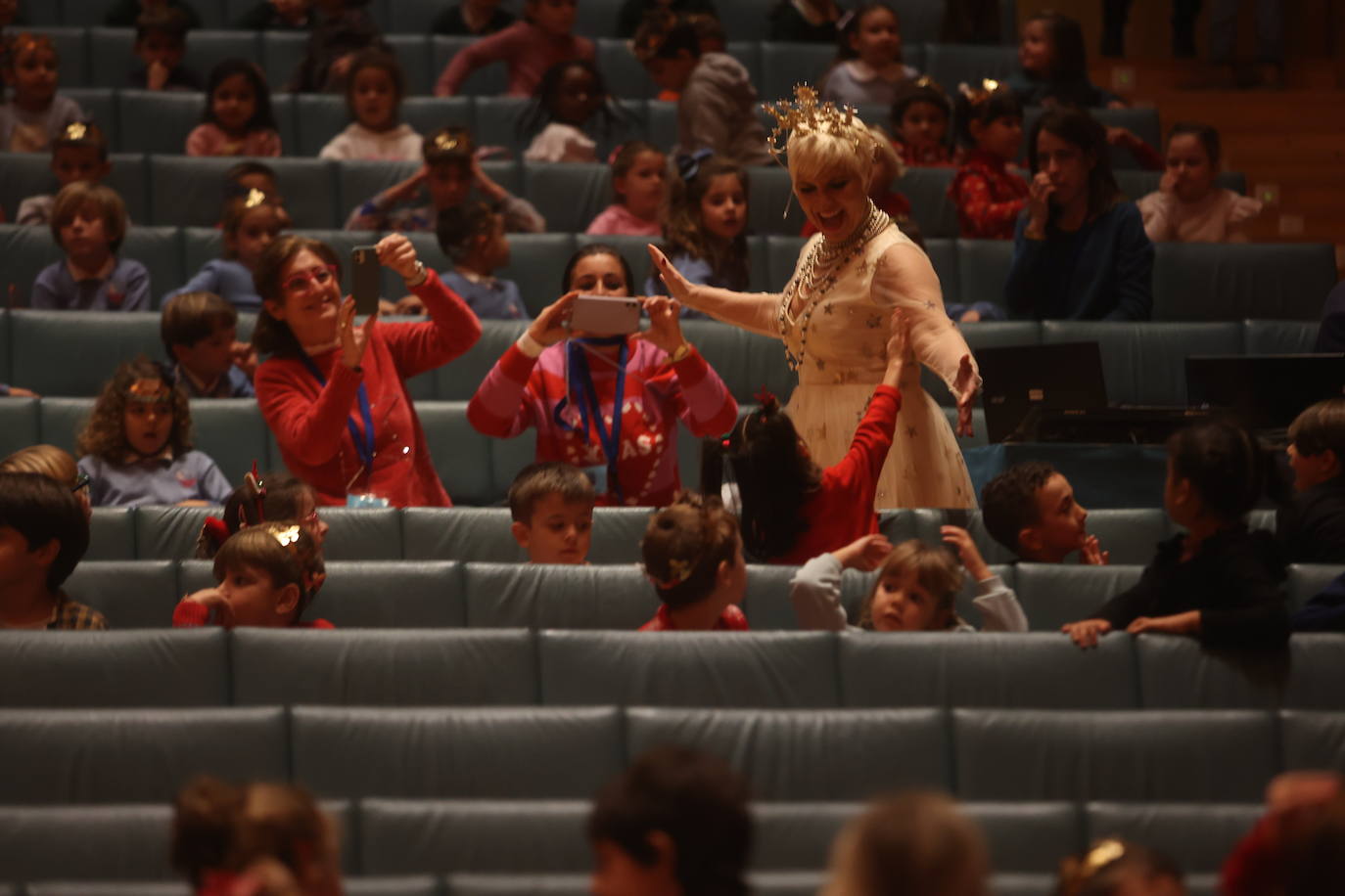 Fotos: Gala de la Ilusión de los Reyes Magos en Cádiz