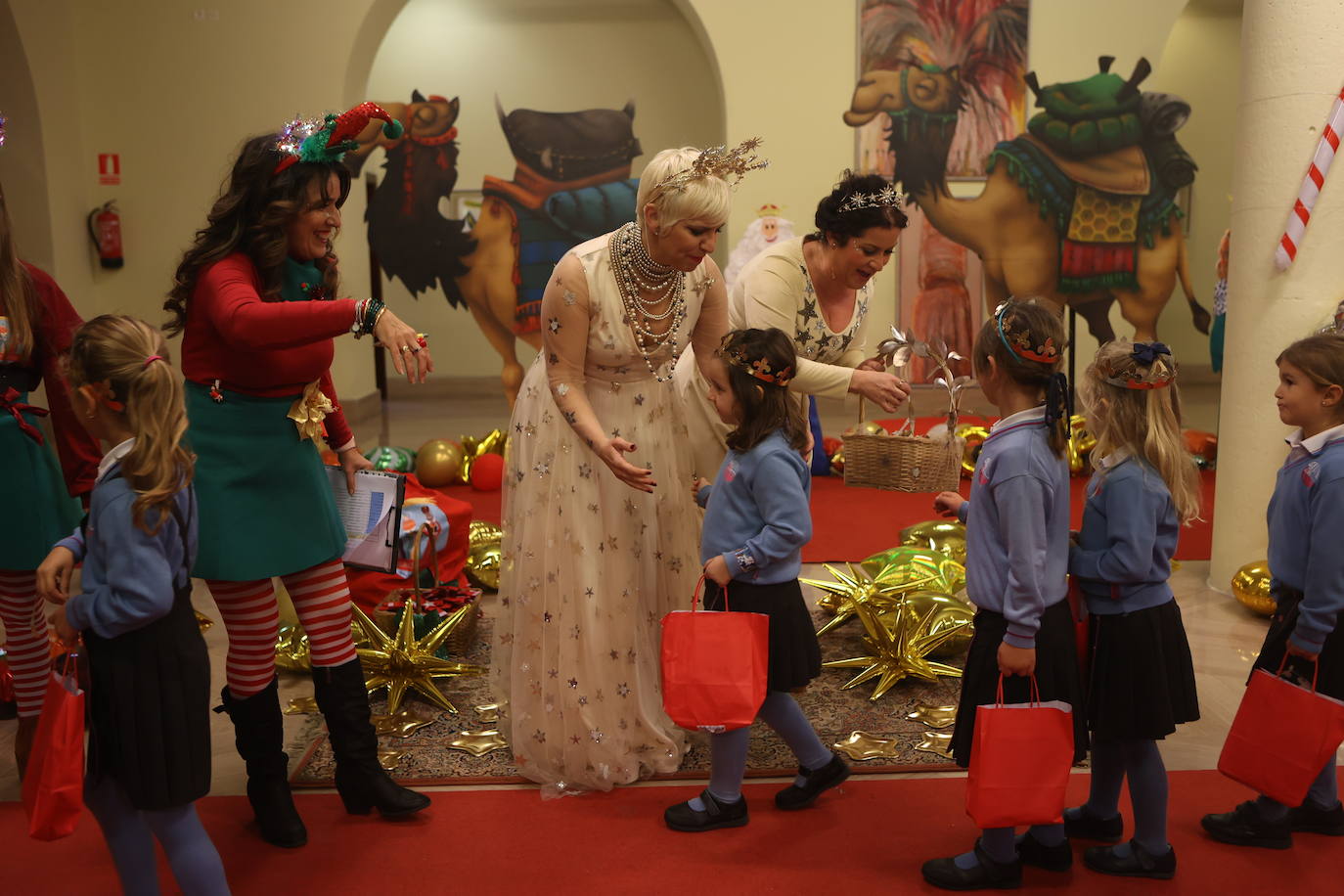 Fotos: Gala de la Ilusión de los Reyes Magos en Cádiz