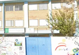 IU Cádiz denuncia que la Junta pretende cerrar el colegio Adolfo de Castro y desde la administración andaluza lo niegan