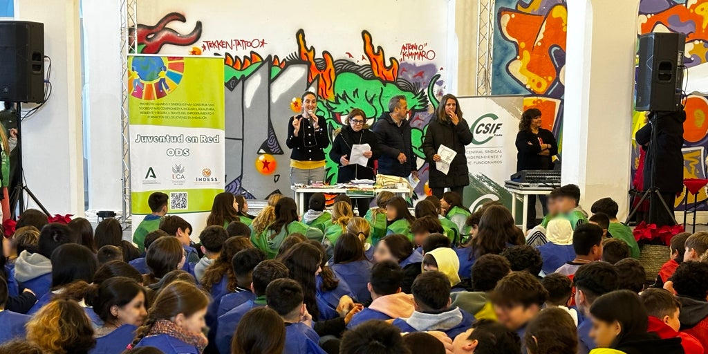 Medio millar de estudiantes participan en la II Feria Agenda 2030 en Cádiz