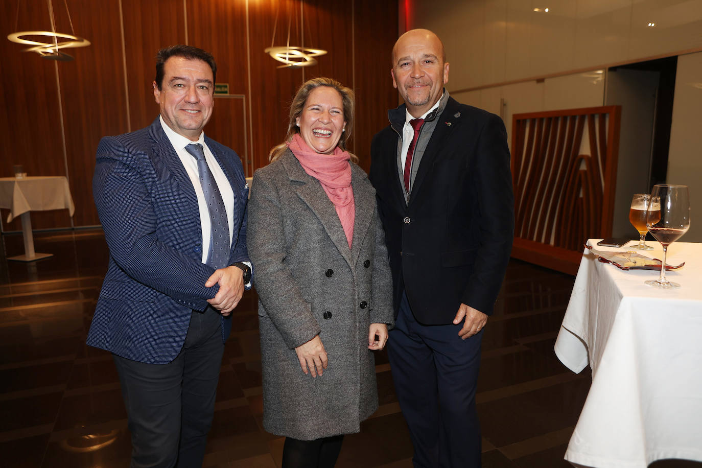 Daniel González, Ana Casanova y Pedro Pontiga.