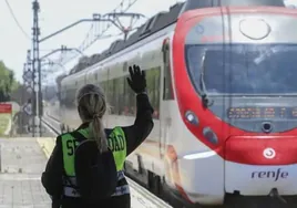 Casi una veintena de trenes reforzarán la conexión Sevilla -Cádiz en Navidad