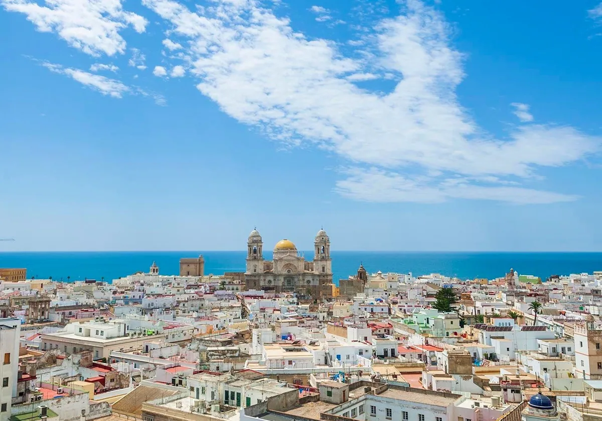 Cádiz, considerada históricamente como la ciudad más antigua de Occidente