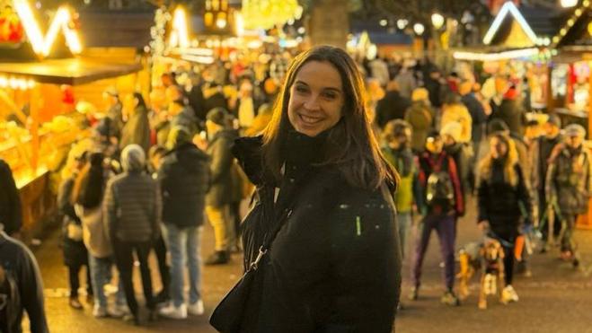 Laura en un mercadillo navideño en Bélgica