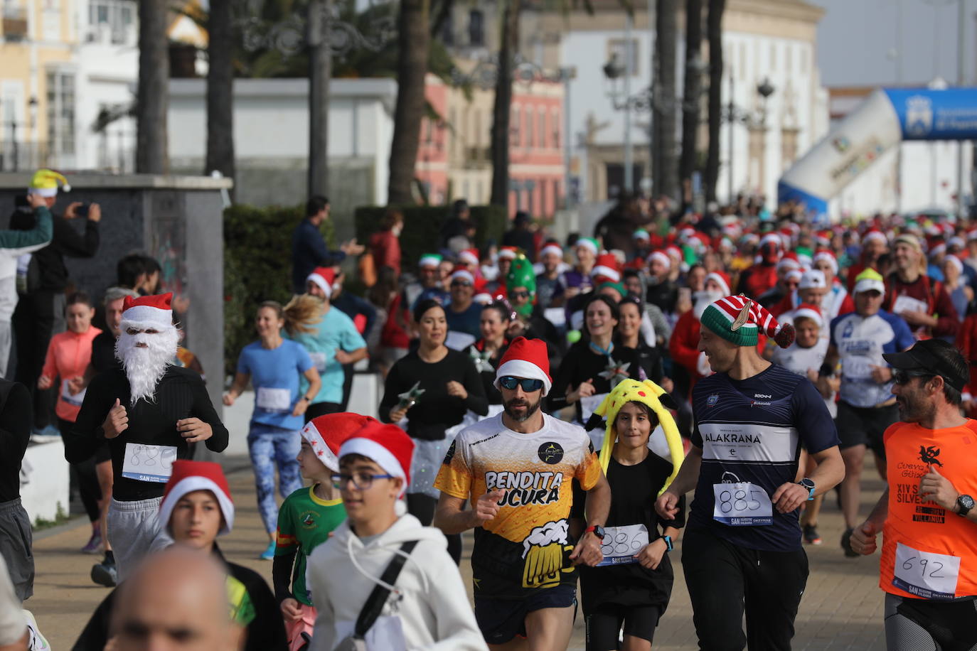 Las mejores imágenes de la San Silvestre en El Puerto