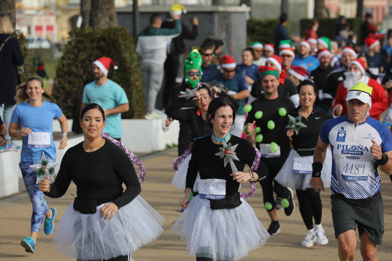 Las mejores imágenes de la San Silvestre en El Puerto