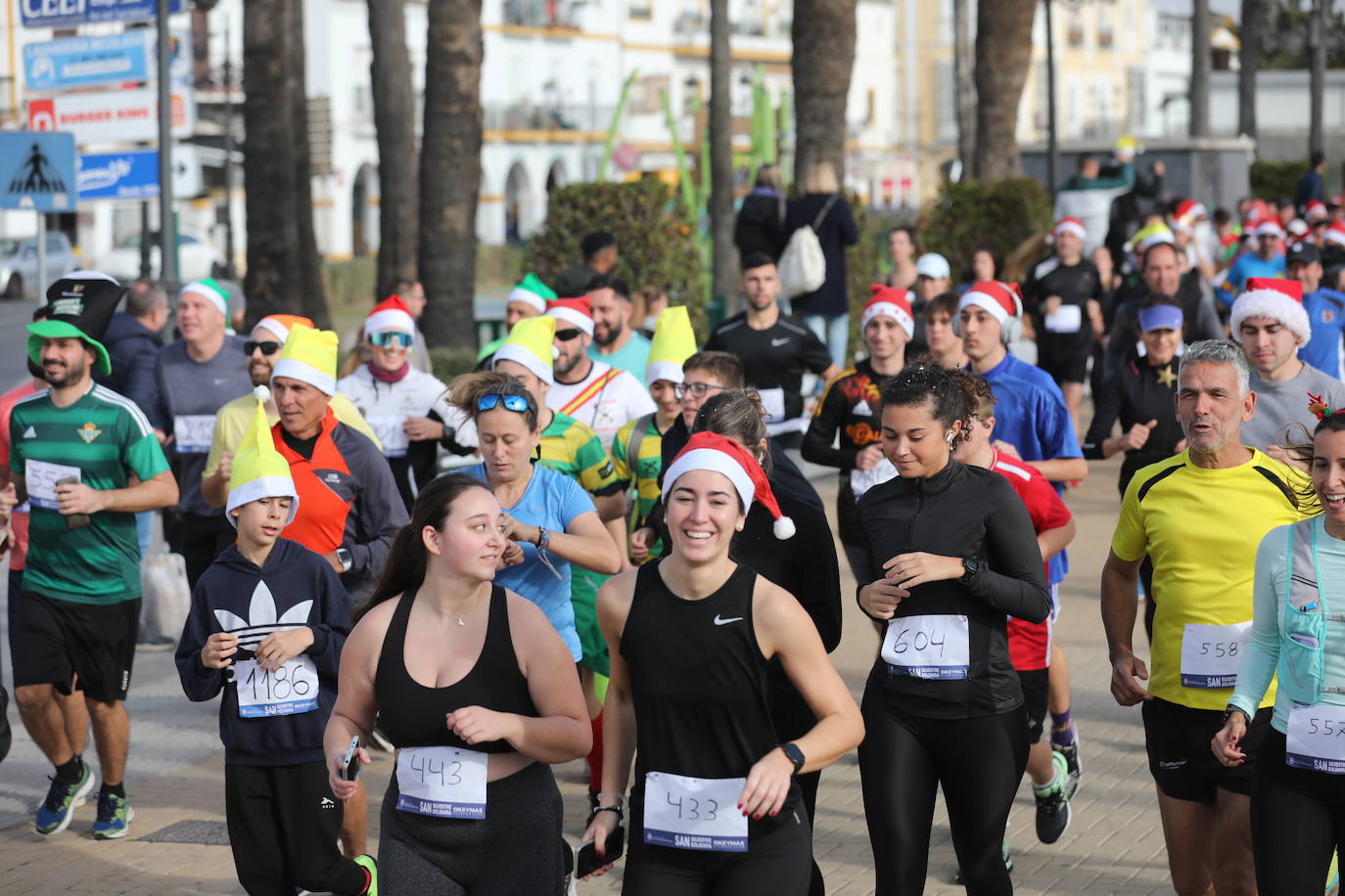 Las mejores imágenes de la San Silvestre en El Puerto