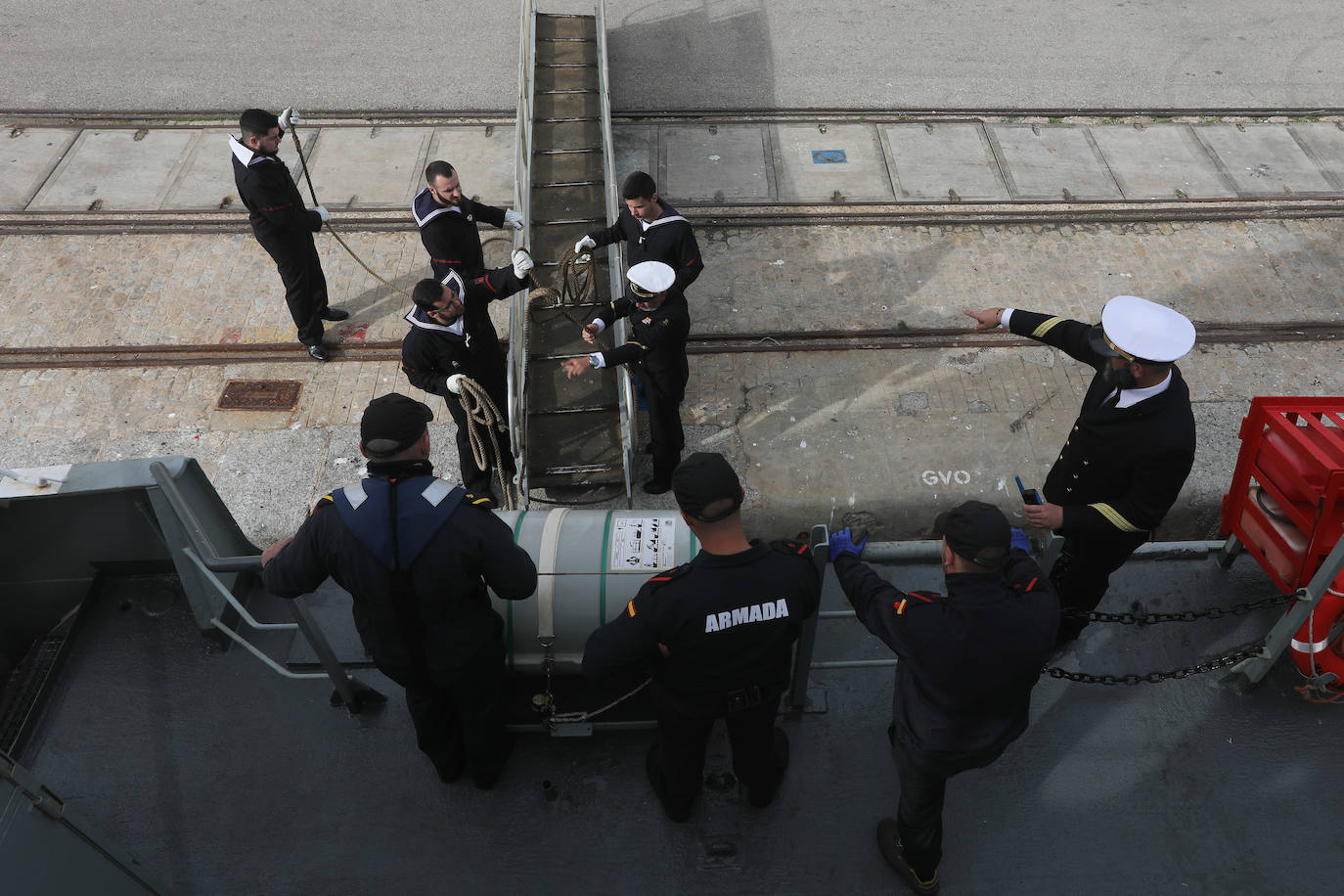 Fotos: Adiós al buque Juan Sebastián de Elcano, el embajador de Cádiz inicia un nuevo crucero de instrucción