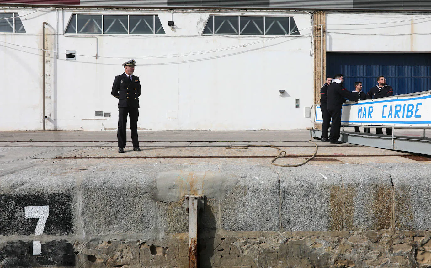 Fotos: Adiós al buque Juan Sebastián de Elcano, el embajador de Cádiz inicia un nuevo crucero de instrucción