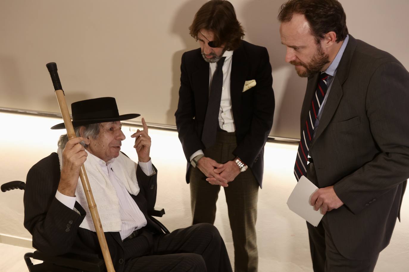 Así ha sido la entrega del premio Gaditano de Adopción a Borja Prado Eulate en Cádiz