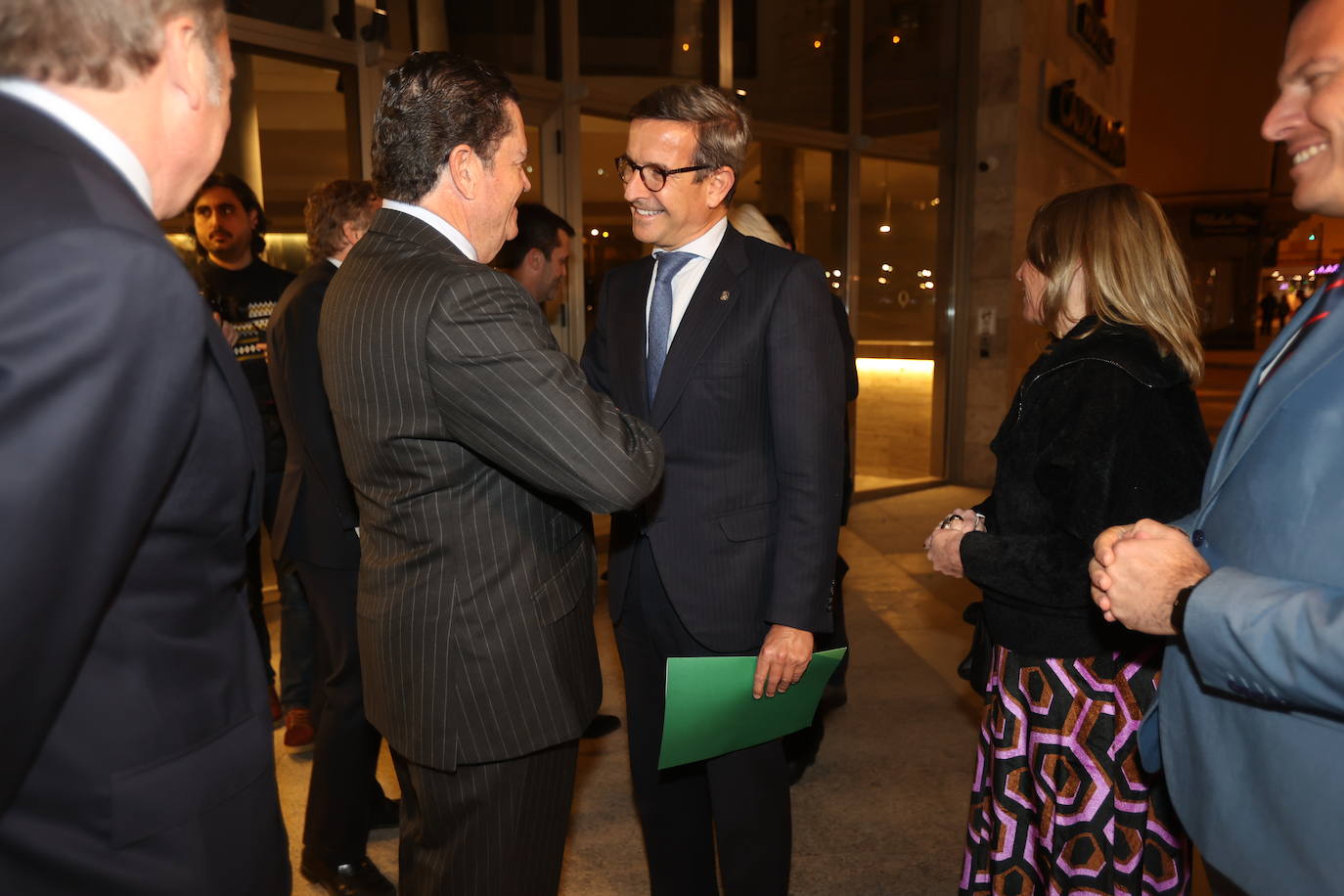 Así ha sido la entrega del premio Gaditano de Adopción a Borja Prado Eulate en Cádiz