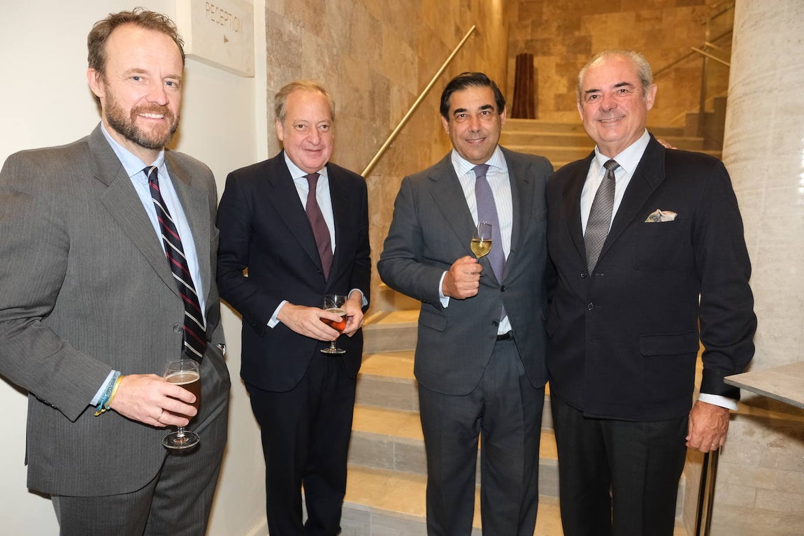 Fotos: Personalidades y amigos de Borja Prado se encuentran con el empresario y ganadero en Cádiz