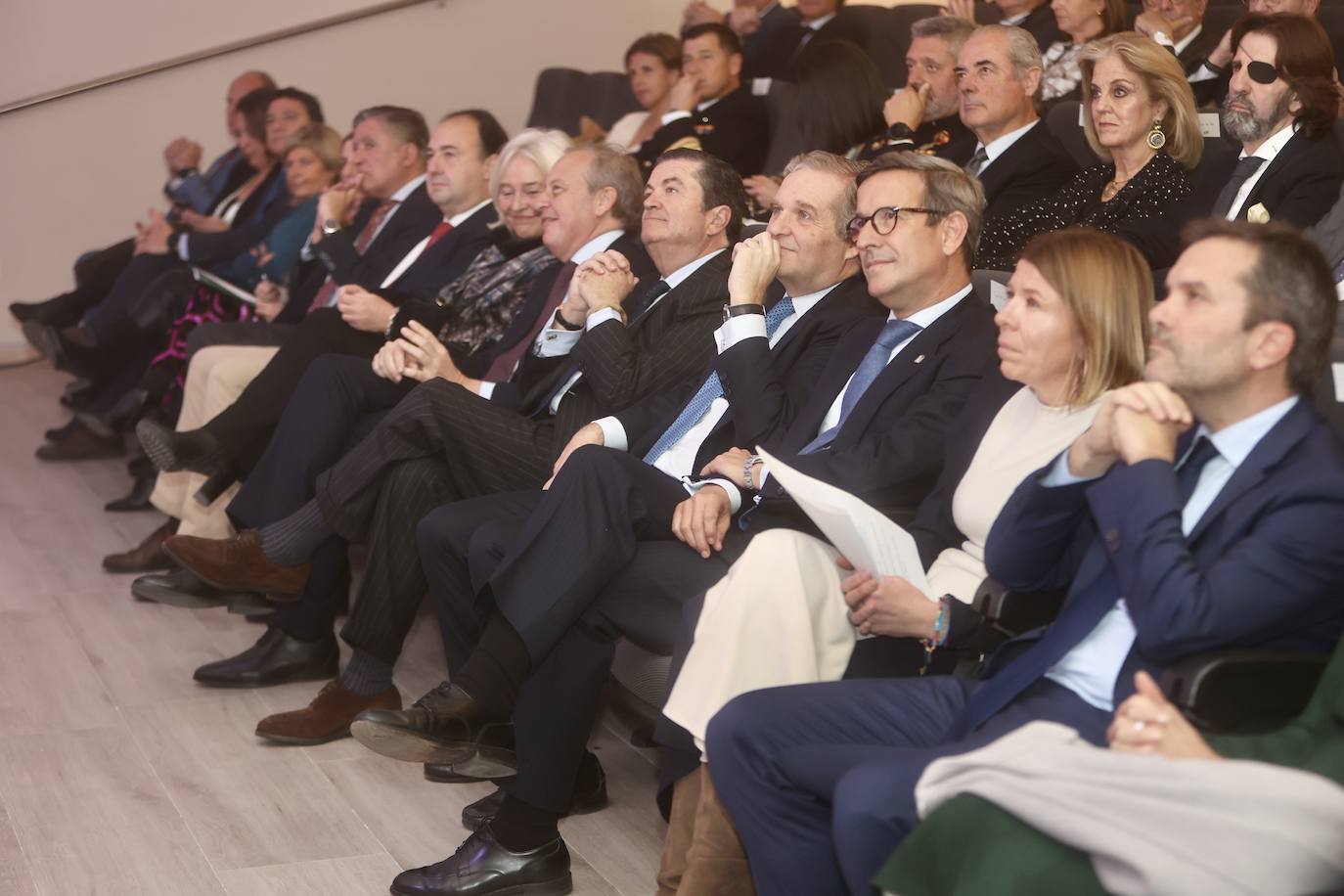 Así ha sido la entrega del premio Gaditano de Adopción a Borja Prado Eulate en Cádiz