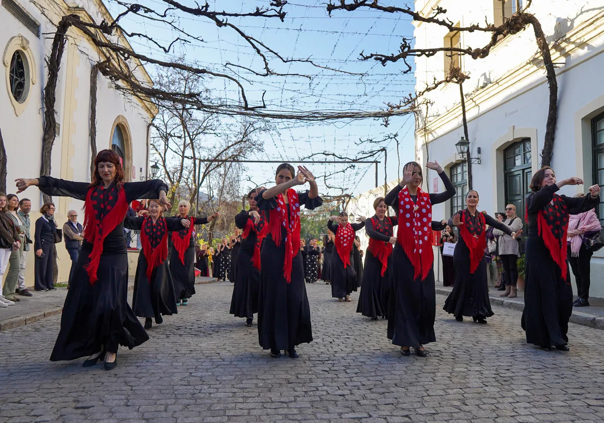 El flamenco, más de moda que nunca en el primer día de la Pasarela Flamenca Tío Pepe Jerez