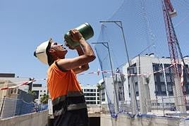 La construcción en Cádiz baja su ritmo a la espera de que el euríbor la reanime