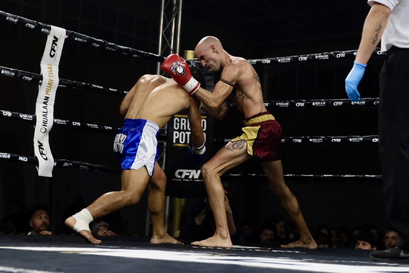 Fotos: Carlos Coello se convierte en tetracampeón mundial al vencer al tailandés Jatuphon Raksapa