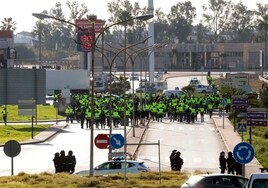 Acerinox pide que se declare ilegal la huelga de Los Barrios