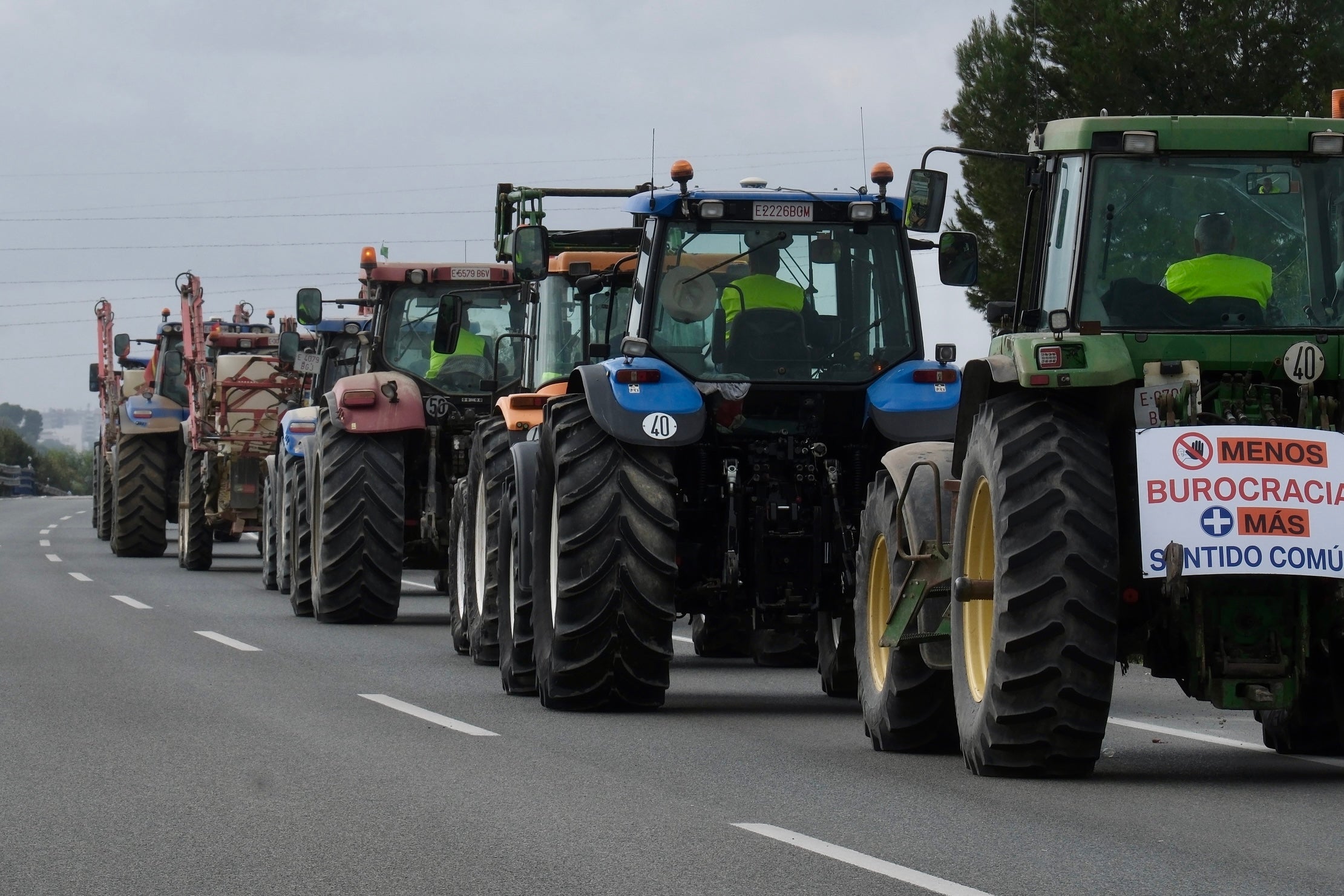 Fotos: Así ha sido la segunda jornada de movilizaciones de agricultores y ganaderos en Jerez