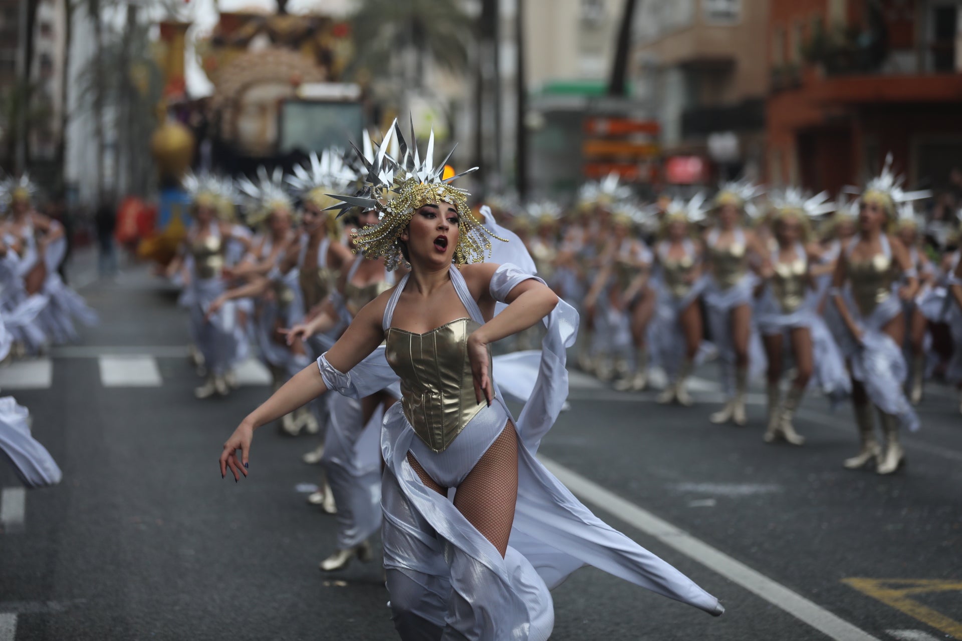 Fotos: Las mejores imágenes de la Cabalgata Magna del Carnaval de Cádiz