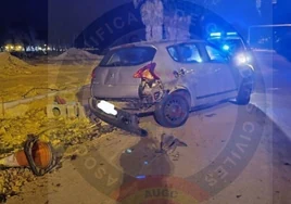 Unos contrabandistas embisten a un coche de la Guardia Civil en San Roque