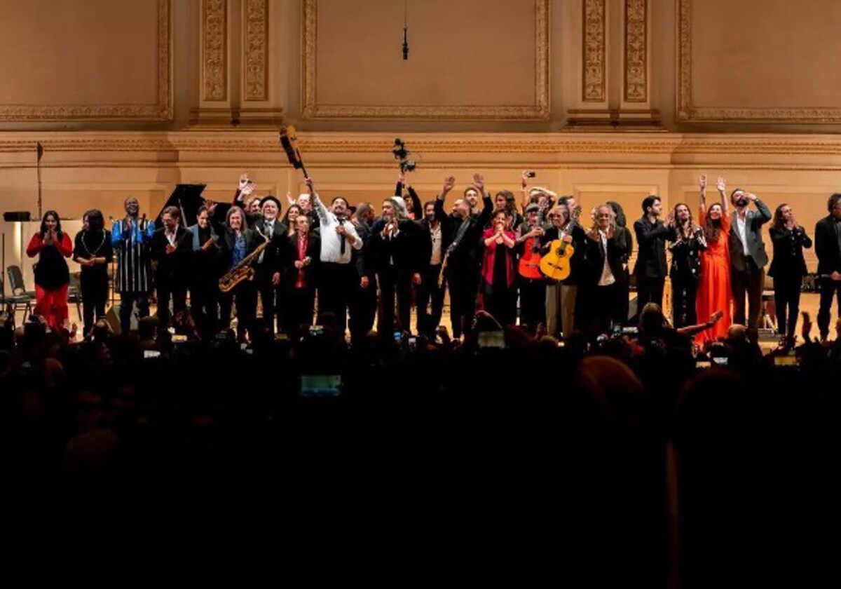 Imagen del final del concierto en el Carnegie Hall