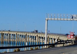Horeca pide un tercer turno para acabar en julio las obras en el Puente Carranza
