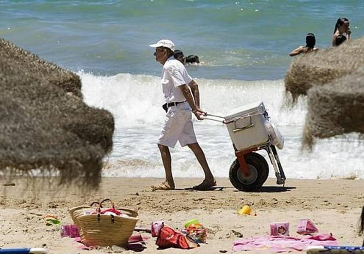 Lateros en las playas de Cádiz.