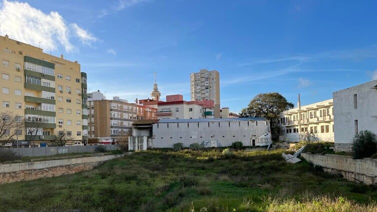Proyectos para viejos solares de Cádiz