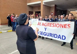 Concentraciones en las prisiones de Cádiz por el asesinato de la trabajadora del centro penitenciario