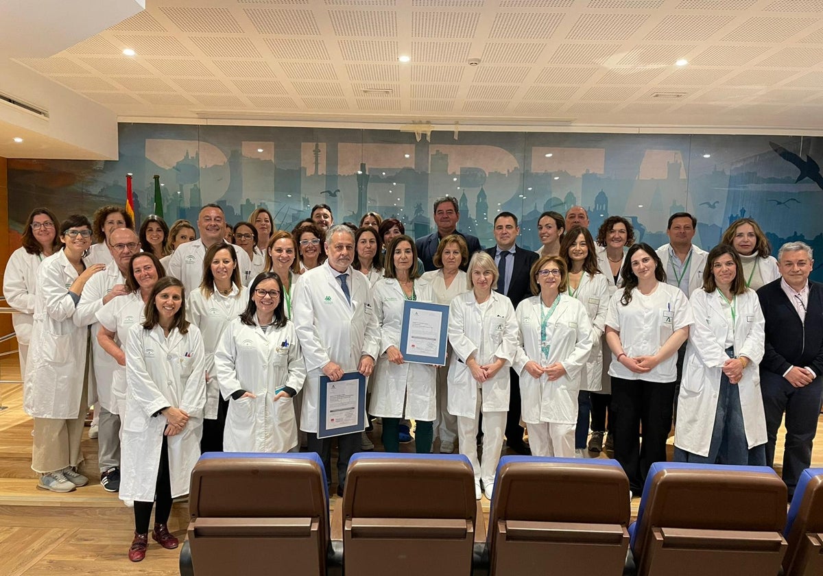 Las unidades de Oncología Radioterápica y Laboratorios del Hospital Puerta del Mar reciben la certificación de calidad