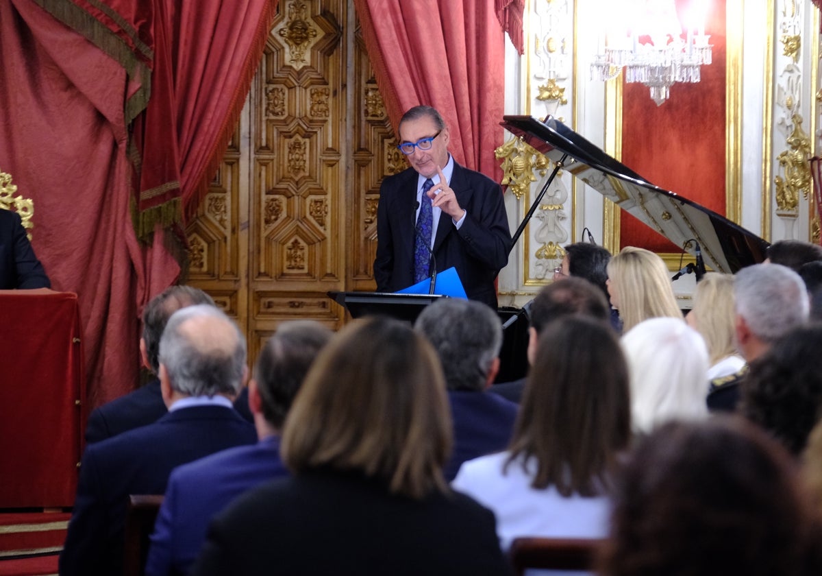 Carlos Herrera durante su discurso