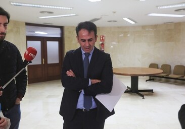El empresario Manuel García Gallardo este jueves minutos antes de comparecer e la Audiencia Provincial